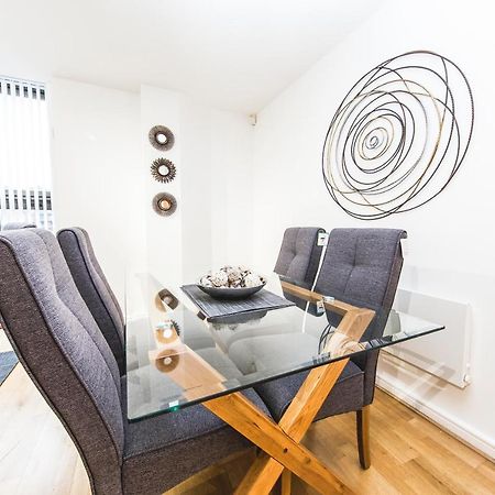 First Stay Apartments - The West Suite Birmingham Bagian luar foto