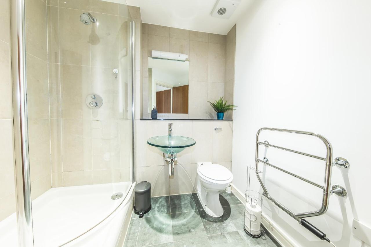 First Stay Apartments - The West Suite Birmingham Bagian luar foto
