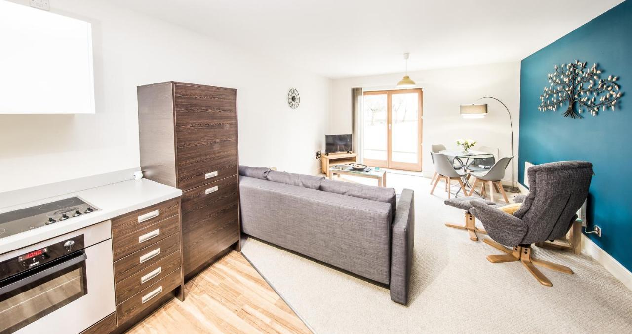 First Stay Apartments - The West Suite Birmingham Bagian luar foto