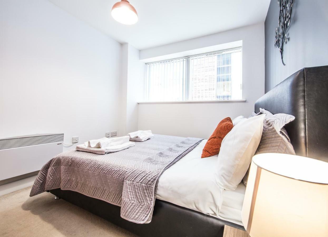 First Stay Apartments - The West Suite Birmingham Bagian luar foto