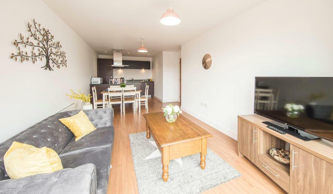 First Stay Apartments - The West Suite Birmingham Bagian luar foto